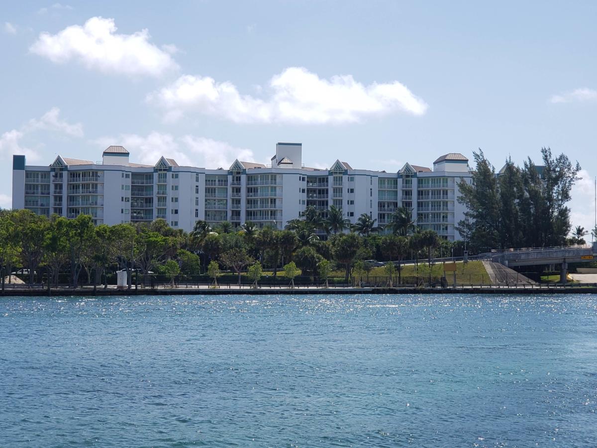 B Realtors "Presidential Place" Sales Specialists (561) 306.7653